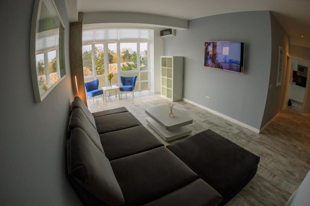 Central Bliss Apartment Suceava Exterior photo
