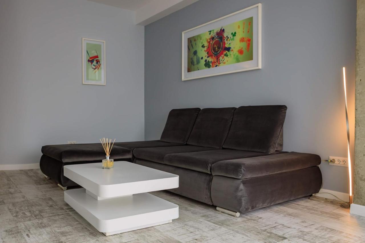 Central Bliss Apartment Suceava Exterior photo